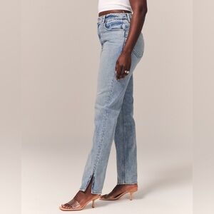 Abercrombie & Fitch Curve Love Ultra High Rise 90s Straight Jean